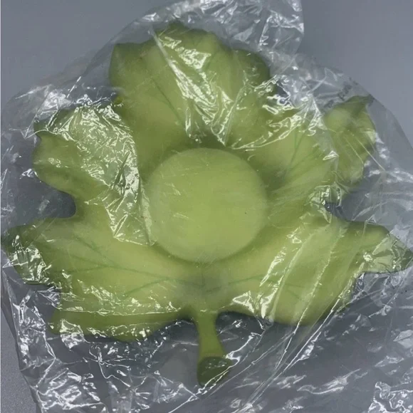 Partylite whispering leaves new in box - Picture 9 of 9